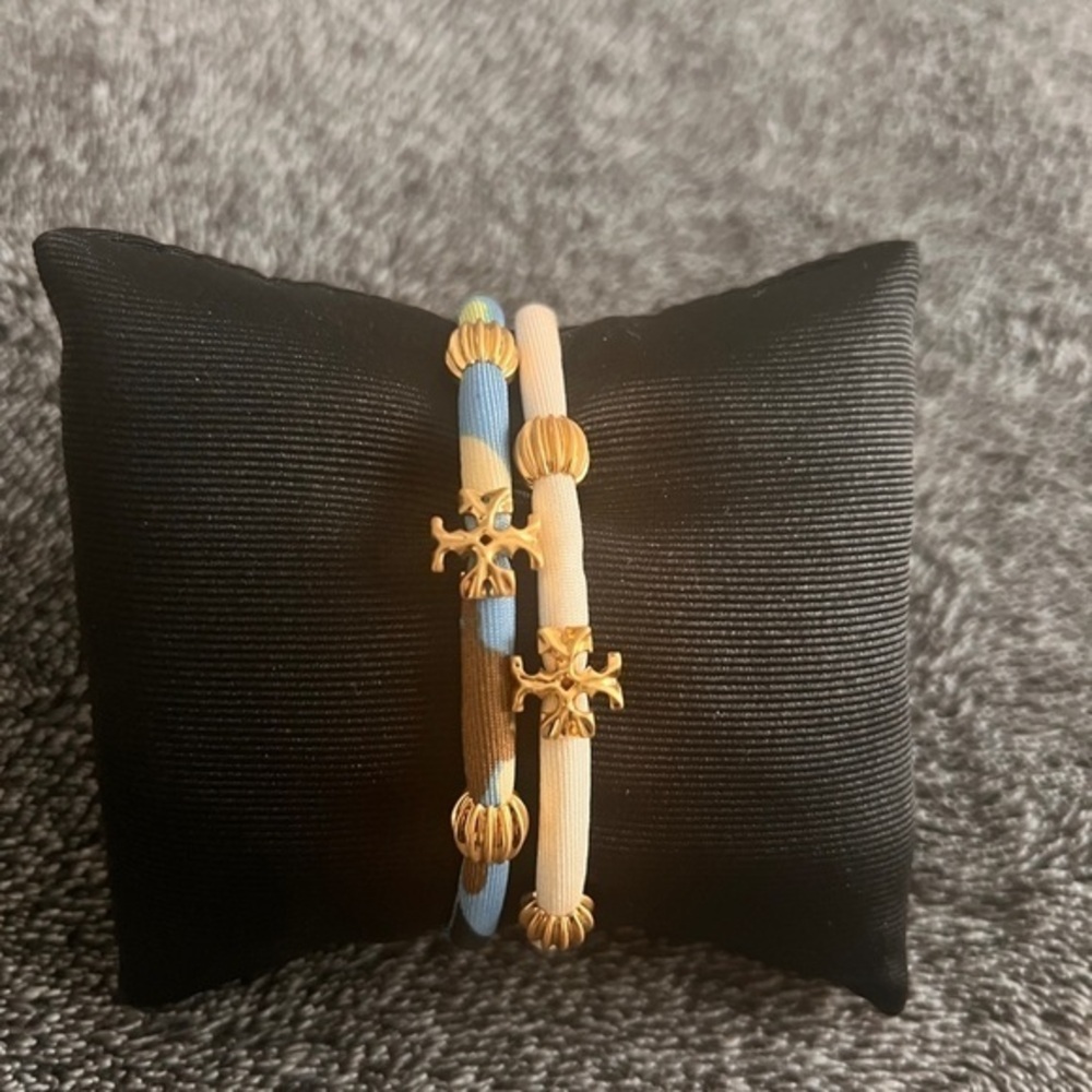 TORY BURCH• SUPER RARE CHARM ON FABRIC BRACELET/BAG CHARM